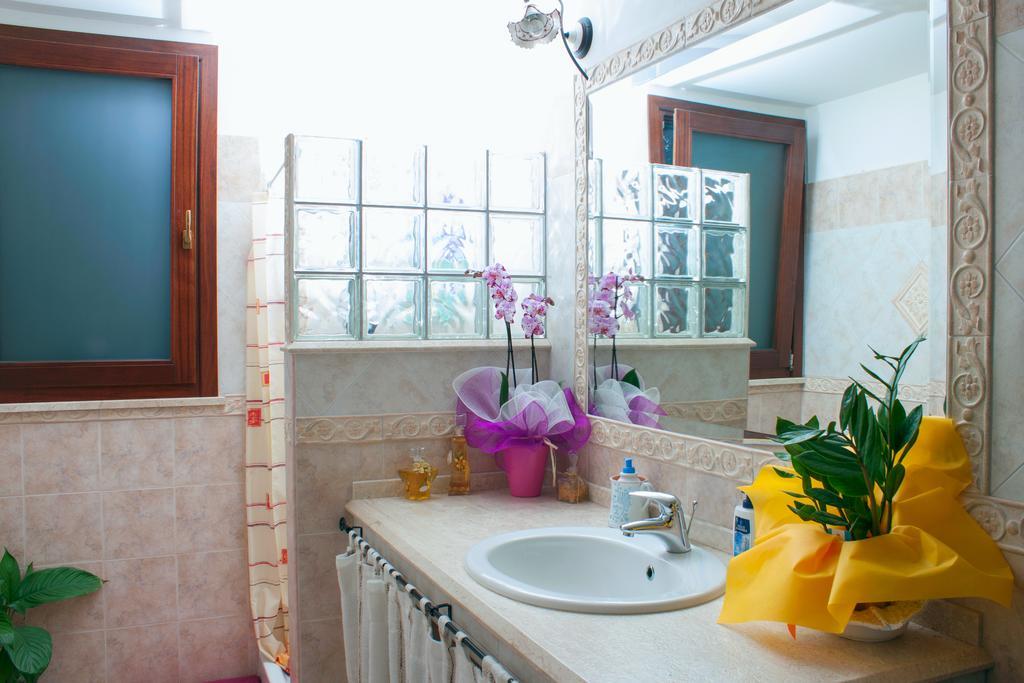 Bed and Breakfast Il Vecchioliveto Di Ornella Marrùbiu Zimmer foto