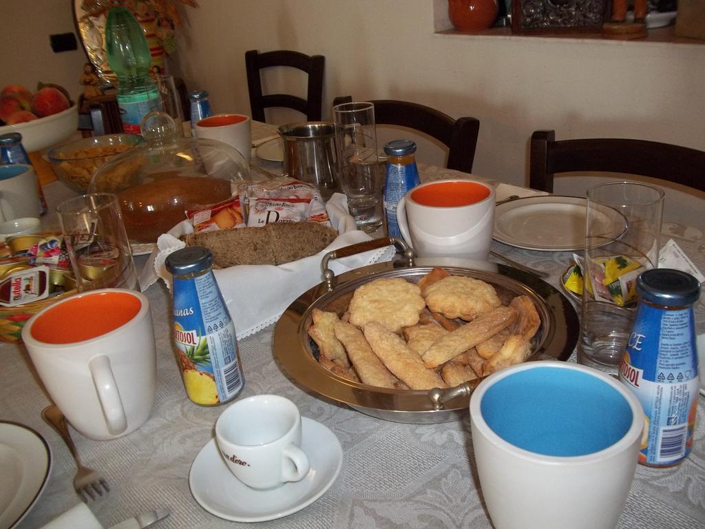 Bed and Breakfast Il Vecchioliveto Di Ornella Marrùbiu Zimmer foto